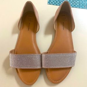 Time & Tru Wide Width Sandal